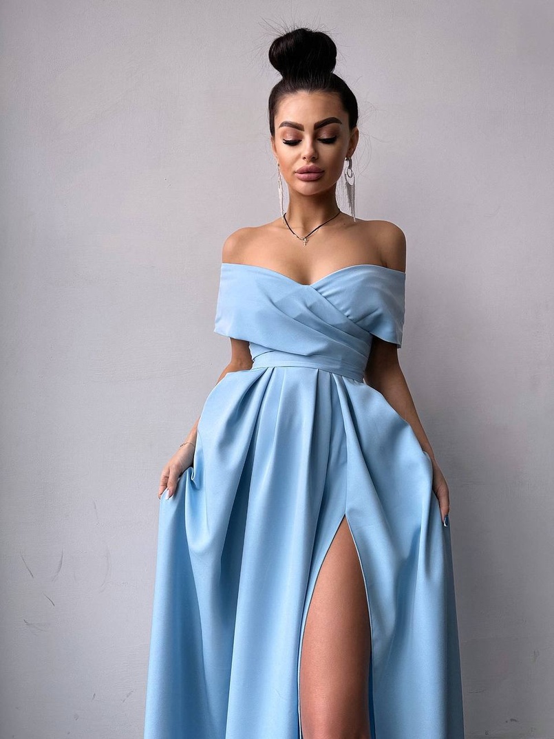 Сукня максі  з відкритими плечима та розрізом на спідниці | PUSHKA SHOP