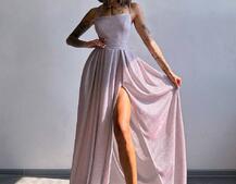 Сяюча сукня максі зі шнурівкою на спинці Сяюча сукня максі зі шнурівкою на спинці | PUSHKA SHOP