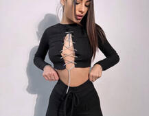 Костюм:  легінси та топ з шнурівкою зі страз | PUSHKA SHOP