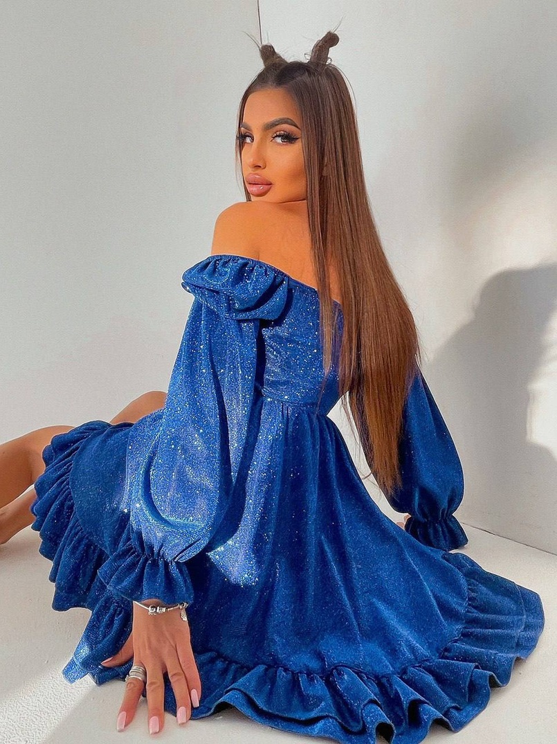 Блискуча сукня з оборками та чашками з ефектом push up | PUSHKA SHOP