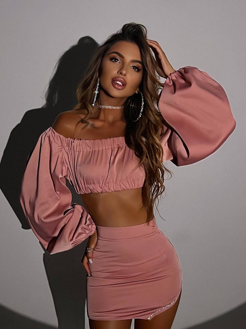 Атласний комплект, декорований стразами Ручна робота, прикраса пришита  | PUSHKA SHOP