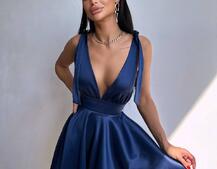 Сукня з пишною спідницею-сонцем Сукня з пишною спідницею-сонцем | PUSHKA SHOP