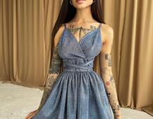 Блестящее платье с пышной юбочкой и завязками на талии  | PUSHKA SHOP