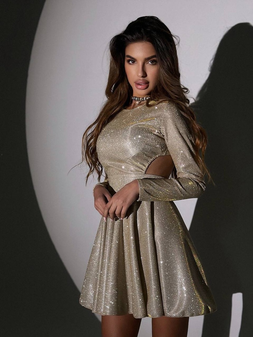 Блискуча сукня з відкритою  спинкою Блискуча сукня з відкритою  спинкою | PUSHKA SHOP