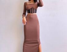 Трикотажний комплект: топ з елементами корсету та спідниця з розрізами  | PUSHKA SHOP