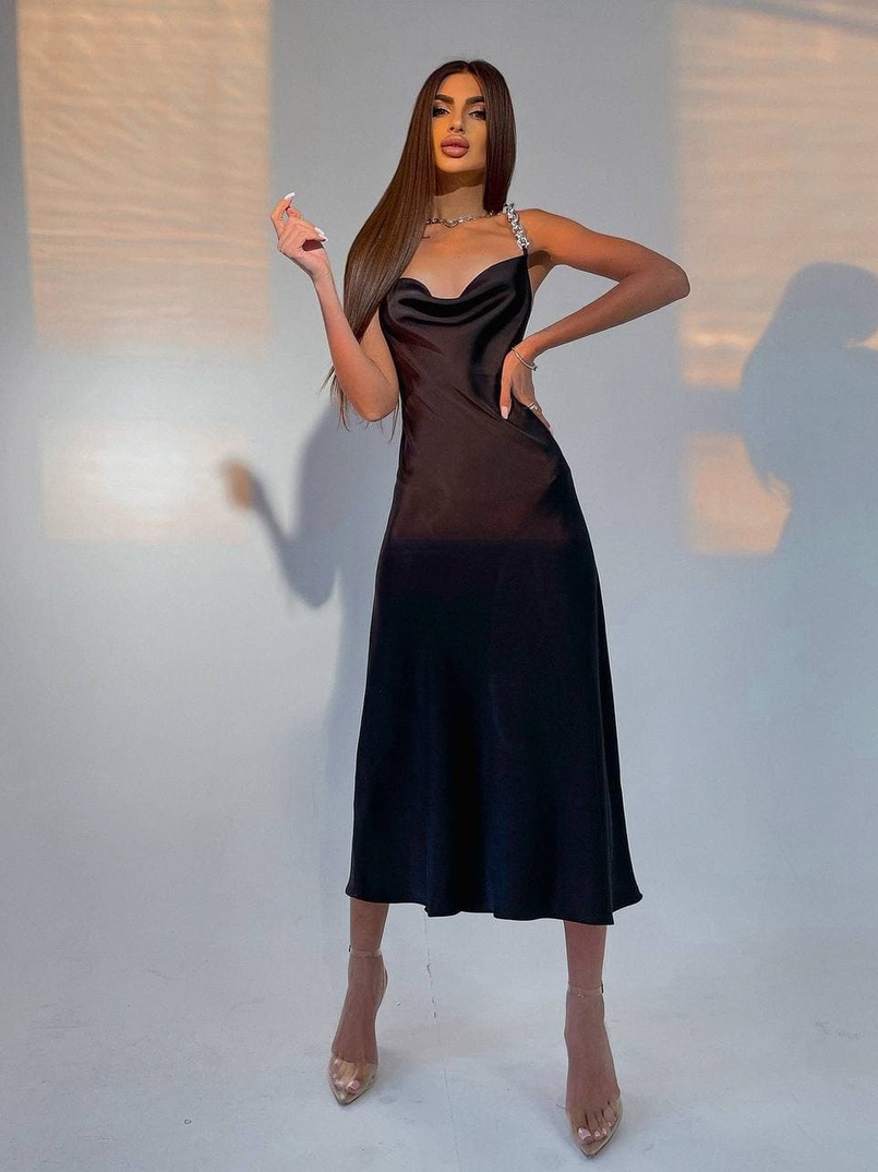 Шелковое платье-комбинация, декорированное цепями  | PUSHKA SHOP