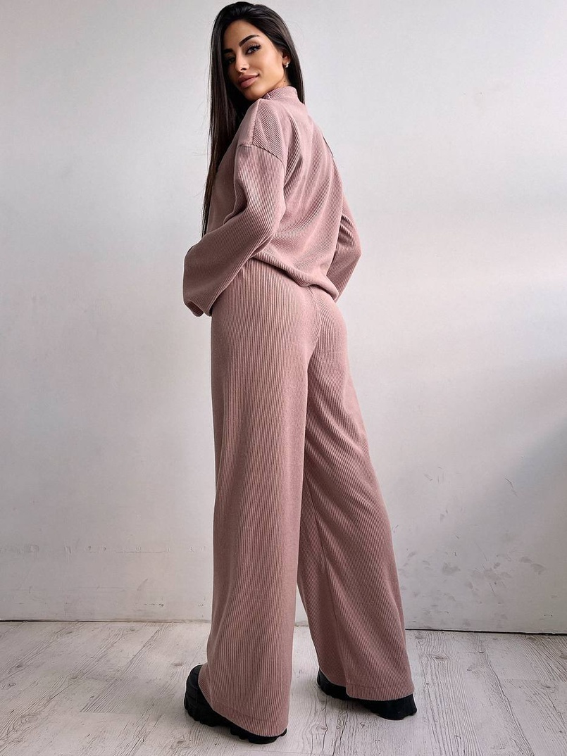 Повсякденний костюм із теплого трикотажу-рубчика | PUSHKA SHOP