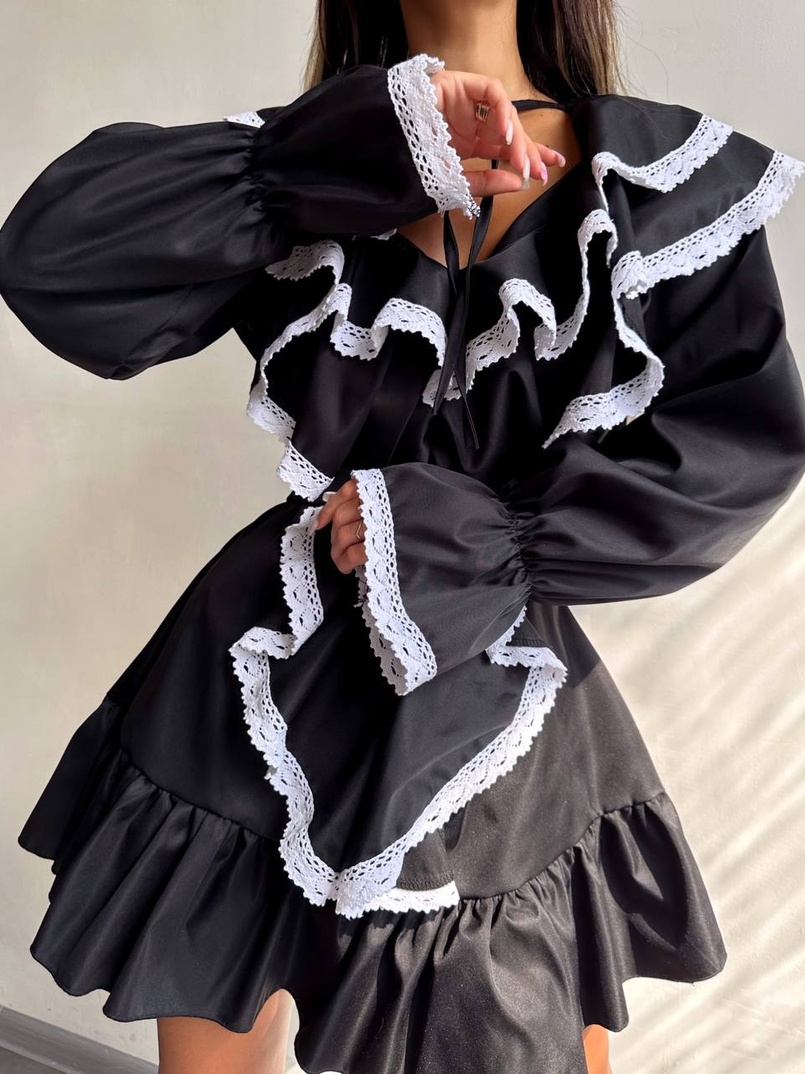 Котонова сукня декорована мереживом Котонова сукня декорована мереживом | PUSHKA SHOP