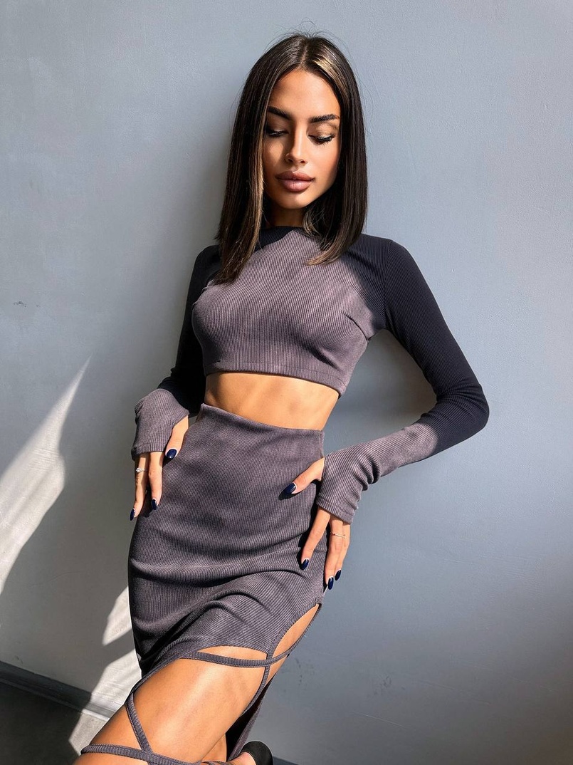 Комплект: топ + спідниця із зав‘язками на ніжку Комплект: топ + спідниця із зав‘язками на ніжку | PUSHKA SHOP