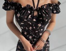 Цветочное платье мини с корсетной вставкой  на талии и присобранной юбкой  | PUSHKA SHOP