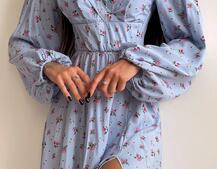 Квіткова сукня з розрізом на спідниці Квіткова сукня з розрізом на спідниці | PUSHKA SHOP