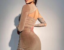 Бархатное платье, декорированное бахромой из страз  | PUSHKA SHOP