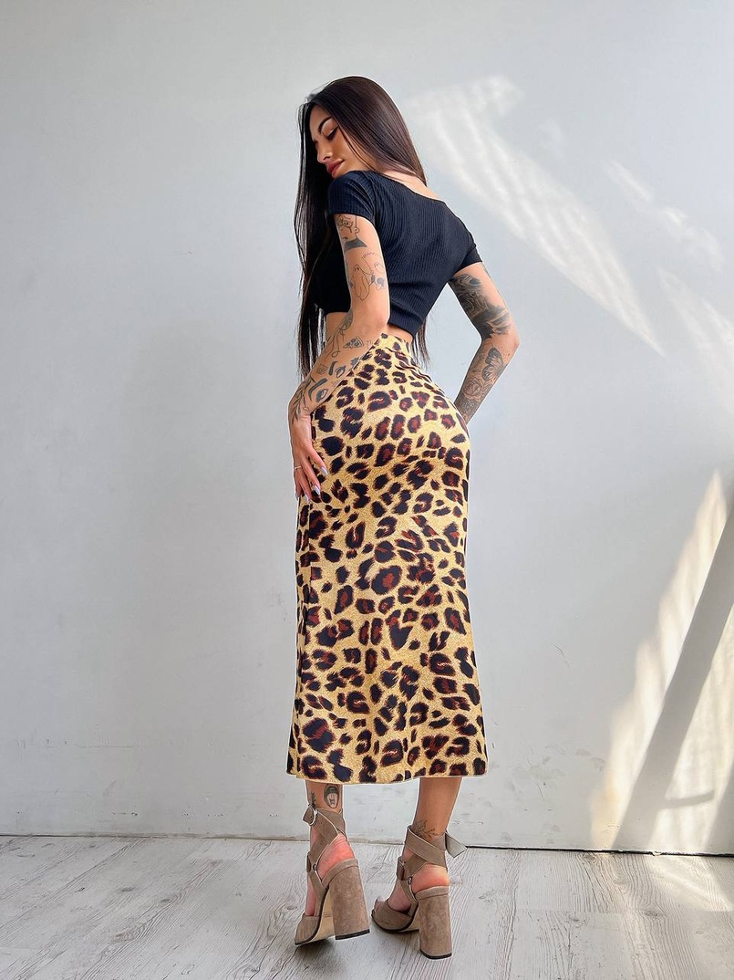 Комплект: топ + шелковая юбка в леопардовый принт  Комплект: топ + шелковая юбка в леопардовый принт  | PUSHKA SHOP