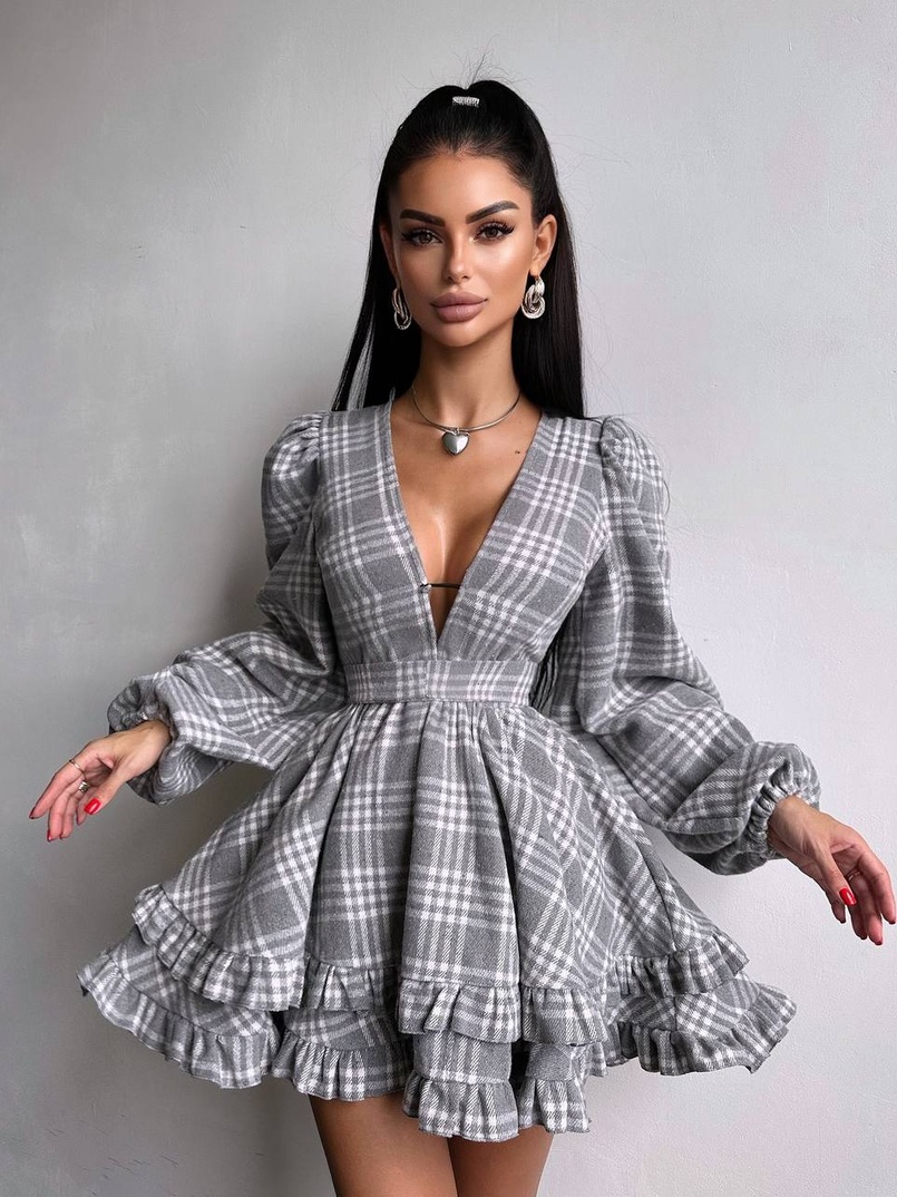 Сукня з подвійною спідницею та обʼємними рукавами у клітинку  | PUSHKA SHOP