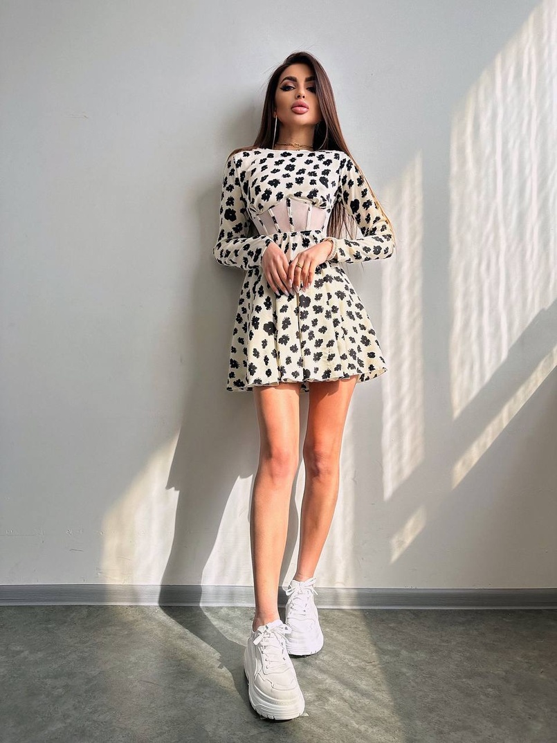 Приталена сукня з корсетною вставкою та спідницею-сонцем Приталена сукня з корсетною вставкою та спідницею-сонцем | PUSHKA SHOP