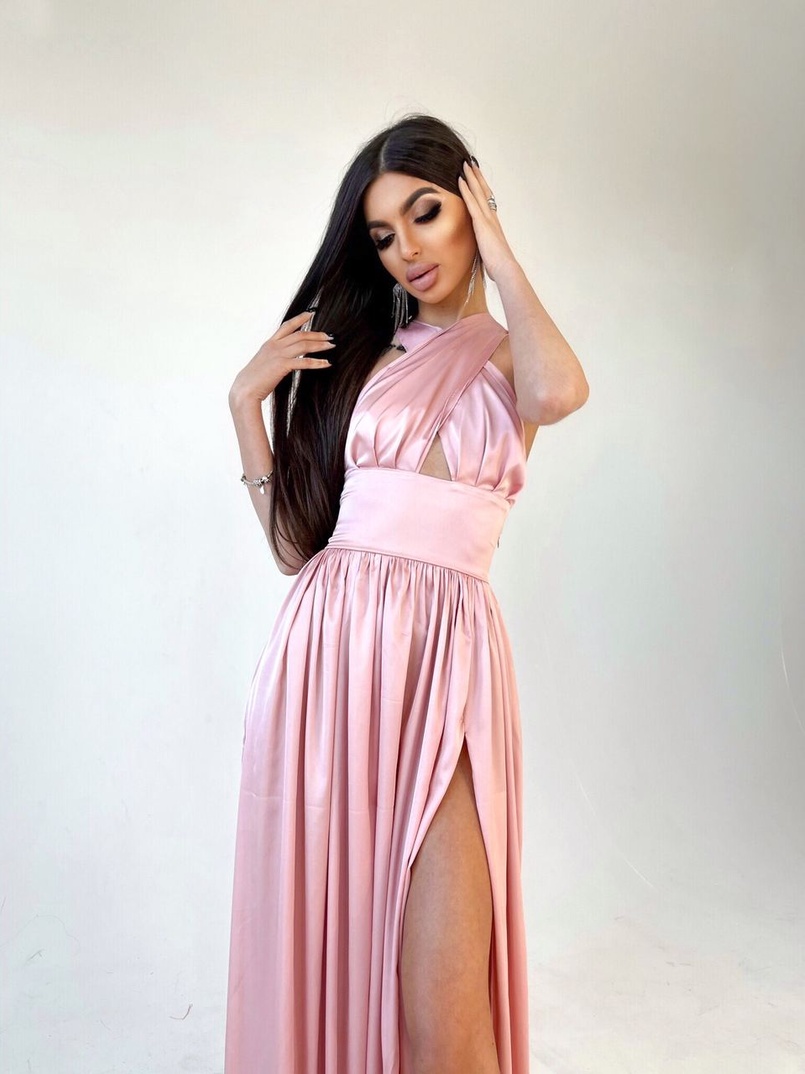 Платье макси с разрезом на юбке и верхом на завязках Платье макси с разрезом на юбке и верхом на завязках | PUSHKA SHOP