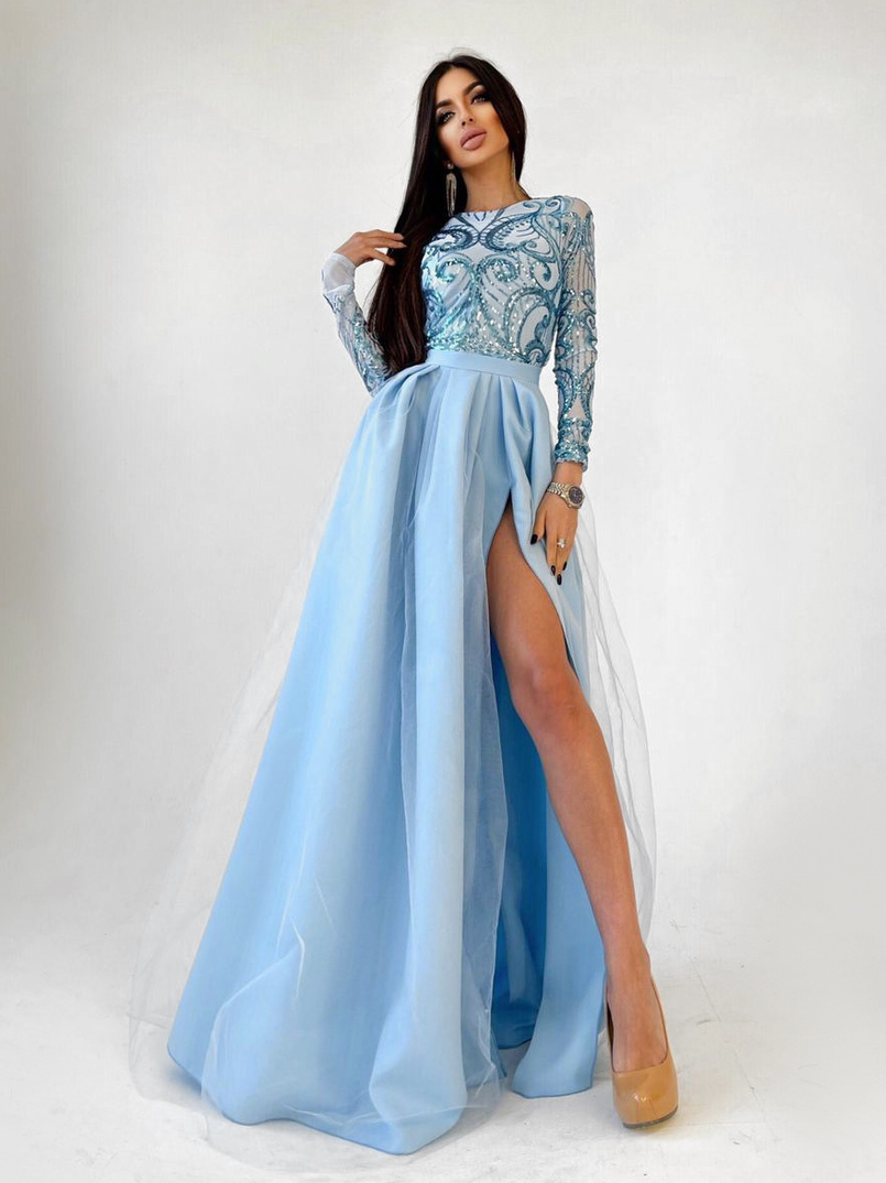 Платье-макси с пышной юбкой и блестящим верхом Платье-макси с пышной юбкой и блестящим верхом | PUSHKA SHOP