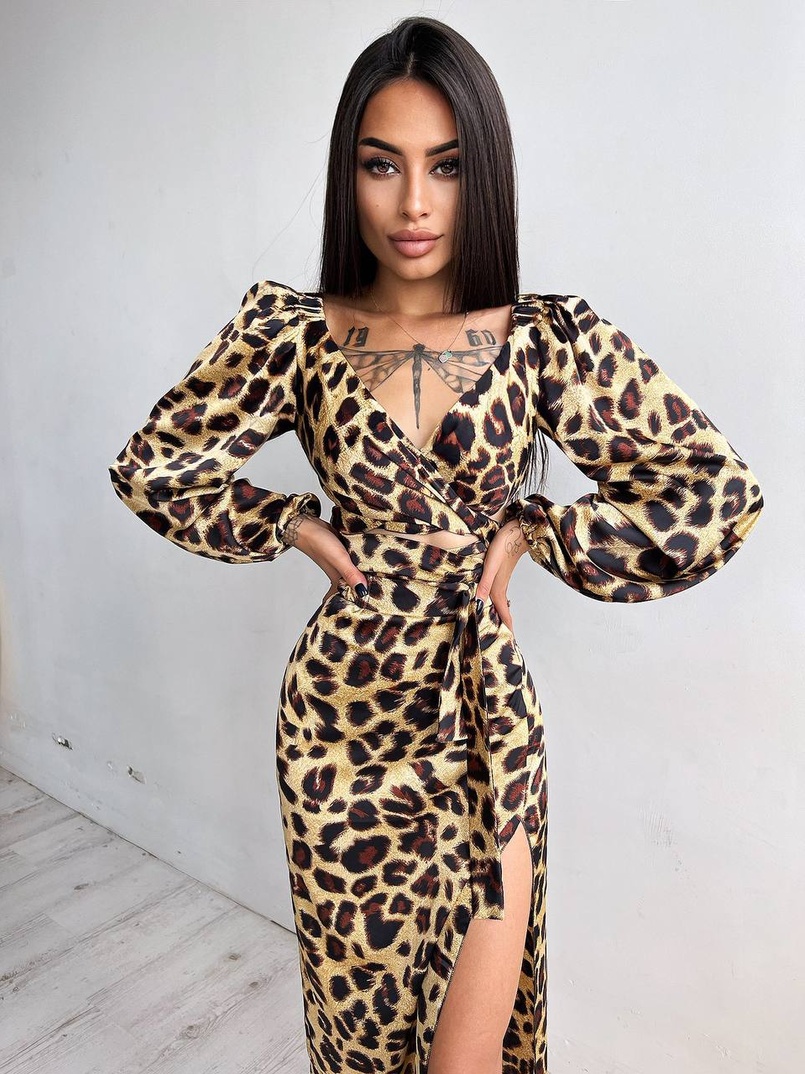 Комплект: топ із зав'язками на талії + спідниця міді з розрізом | PUSHKA SHOP