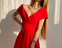 Платье-макси с разрезом Платье-макси с разрезом | PUSHKA SHOP