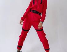 Костюм с брюками-карго декорированный застежками-фастекс Костюм с брюками-карго декорированный застежками-фастекс | PUSHKA SHOP