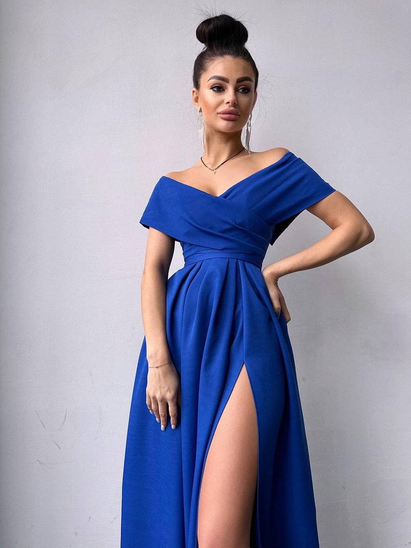 Сукня максі  з відкритими плечима та розрізом на спідниці | PUSHKA SHOP