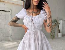 Муслиновое платье с оборками и завязками на груди Муслиновое платье с оборками и завязками на груди | PUSHKA SHOP