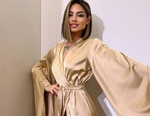 Шовковий халатик із розкльошеними рукавами Шовковий халатик із розкльошеними рукавами | PUSHKA SHOP