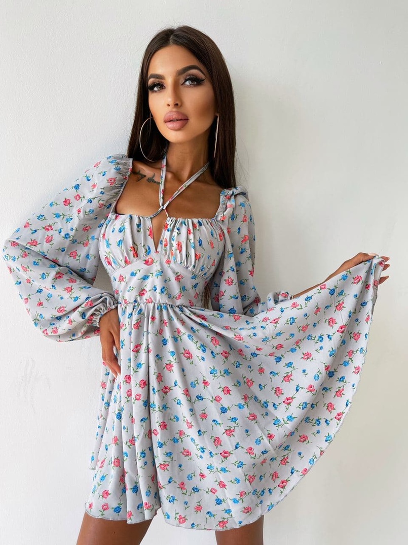 Цветочное платье с пышной юбкой и завязками на груди Цветочное платье с пышной юбкой и завязками на груди | PUSHKA SHOP