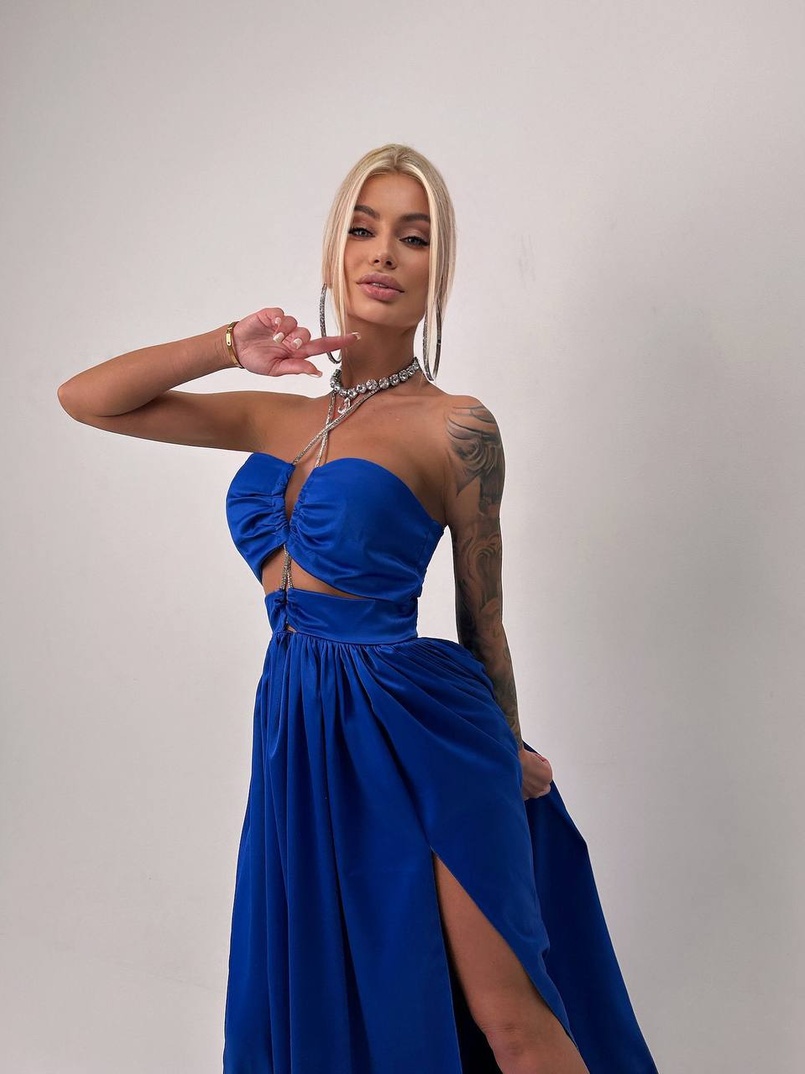 Атласна сукня максі із шнуром зі стразами Атласна сукня максі із шнуром зі стразами | PUSHKA SHOP