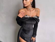 Оксамитова сукня максі декорована стразами Ручна робота Оксамитова сукня максі декорована стразами Ручна робота | PUSHKA SHOP