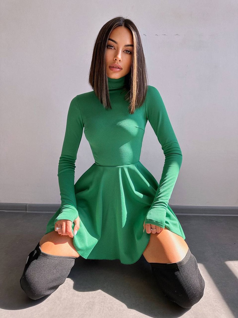 Сукня міні зі спідницею-сонцем Сукня міні зі спідницею-сонцем | PUSHKA SHOP