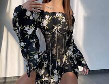 Сукня асиметричного крою з розкльошеними рукавами + корсет декорований стразами Ручна робота | PUSHKA SHOP