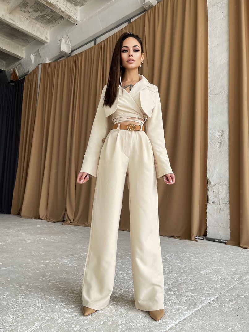 Комплект: укорочённый пиджак с завязками на талии + брюки Комплект: укорочённый пиджак с завязками на талии + брюки | PUSHKA SHOP