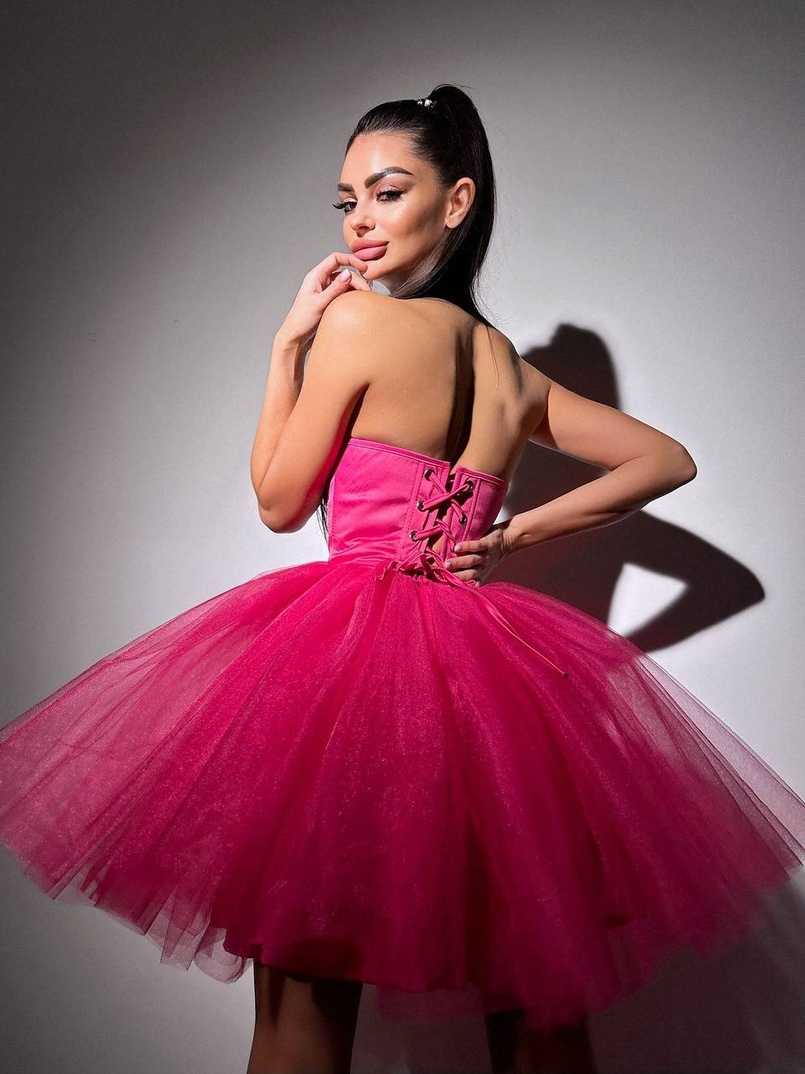 Комплект: корсет, декорований стразами  +  пишна фатинова спідниця Комплект: корсет, декорований стразами  +  пишна фатинова спідниця | PUSHKA SHOP