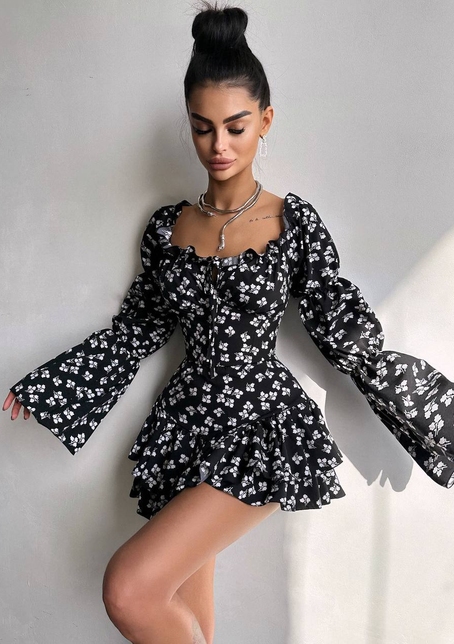 Сукня з воланами та шнурівкою  по спинці | PUSHKA SHOP