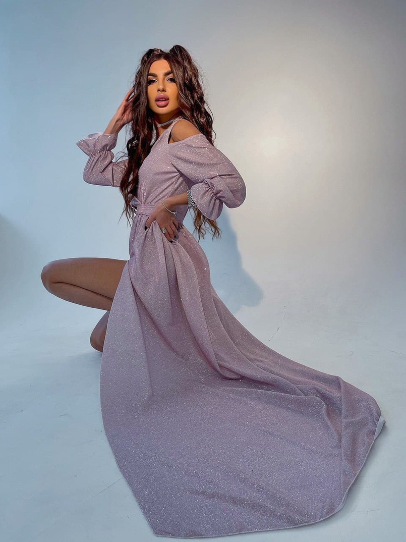 Блестящее платье макси с разрезом Блестящее платье макси с разрезом | PUSHKA SHOP