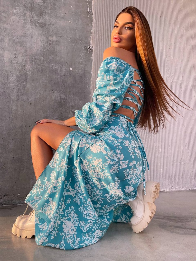 Улюблена сукня-міді зі шнурівкою на спинці та розрізом на ніжці | PUSHKA SHOP