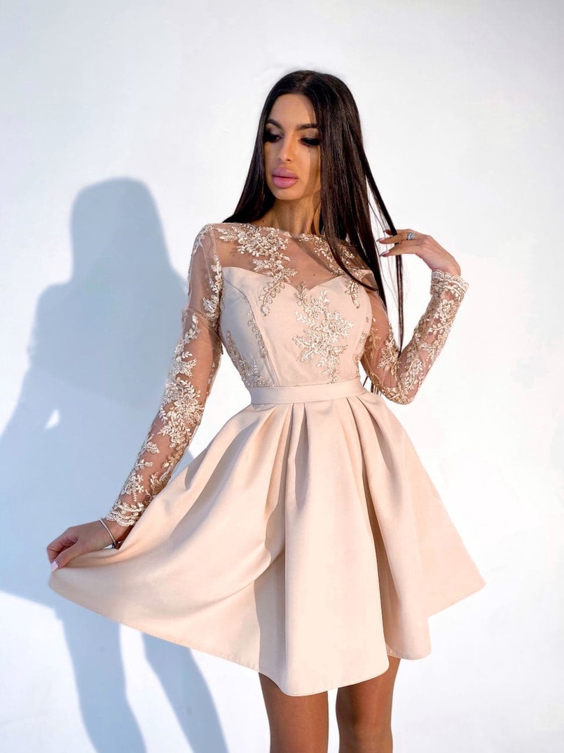 Платье с кружевным верхом и пышной юбкой в складу | PUSHKA SHOP