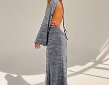 Трикотажна сукня максі з розкльошеними рукавами та відкритою спиною | PUSHKA SHOP