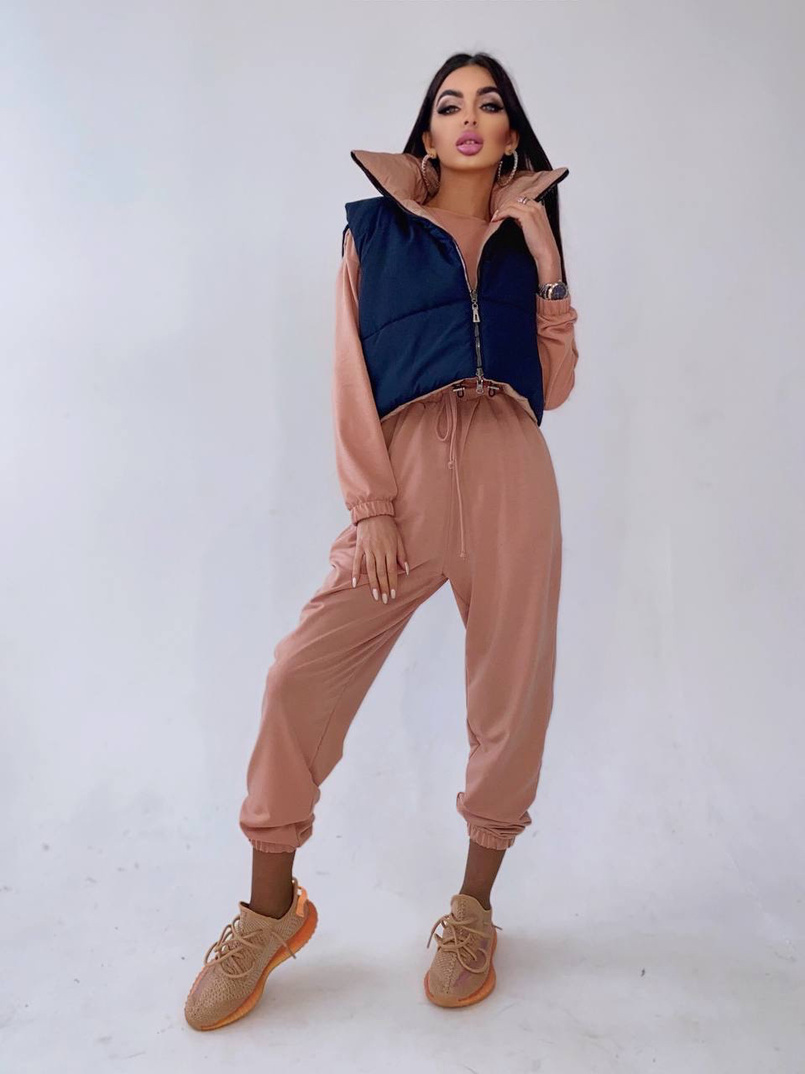 Комплект: комфортный трикотажный комбинезон укорочённый двухсторонний жилет Комплект: комфортный трикотажный комбинезон укорочённый двухсторонний жилет | PUSHKA SHOP