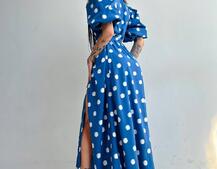 Платье миди в горох с запахом и объемными рукавами Платье миди в горох с запахом и объемными рукавами | PUSHKA SHOP