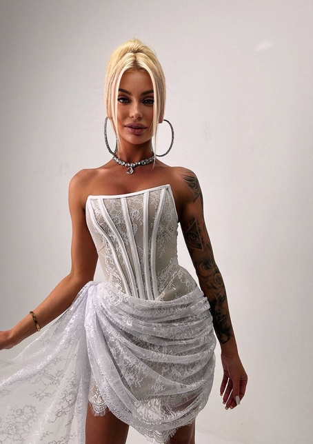 Мереживна сукня міні зі шлейфом   | PUSHKA SHOP