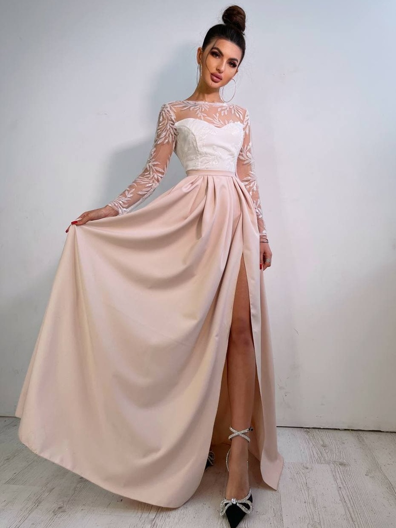 Платье макси с пайетками и разрезом на юбке  Платье макси с пайетками и разрезом на юбке  | PUSHKA SHOP