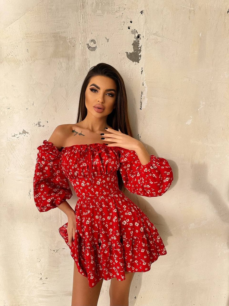 Сукня з воланами та шнурівкою по спинці Сукня з воланами та шнурівкою по спинці | PUSHKA SHOP