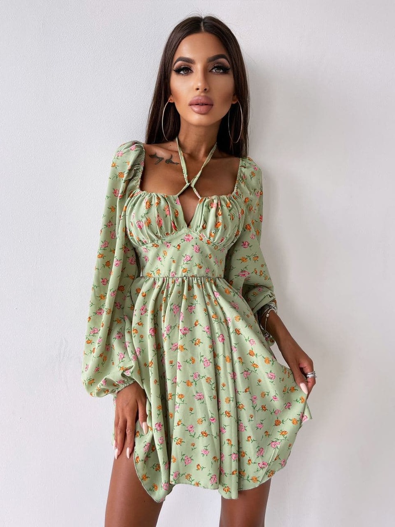Цветочное платье с пышной юбкой и завязками на груди Цветочное платье с пышной юбкой и завязками на груди | PUSHKA SHOP