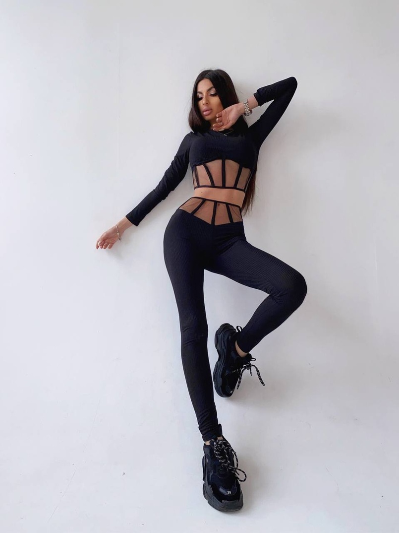 Трикотажный костюм: леггинсы и топ  с корсетными элементами | PUSHKA SHOP