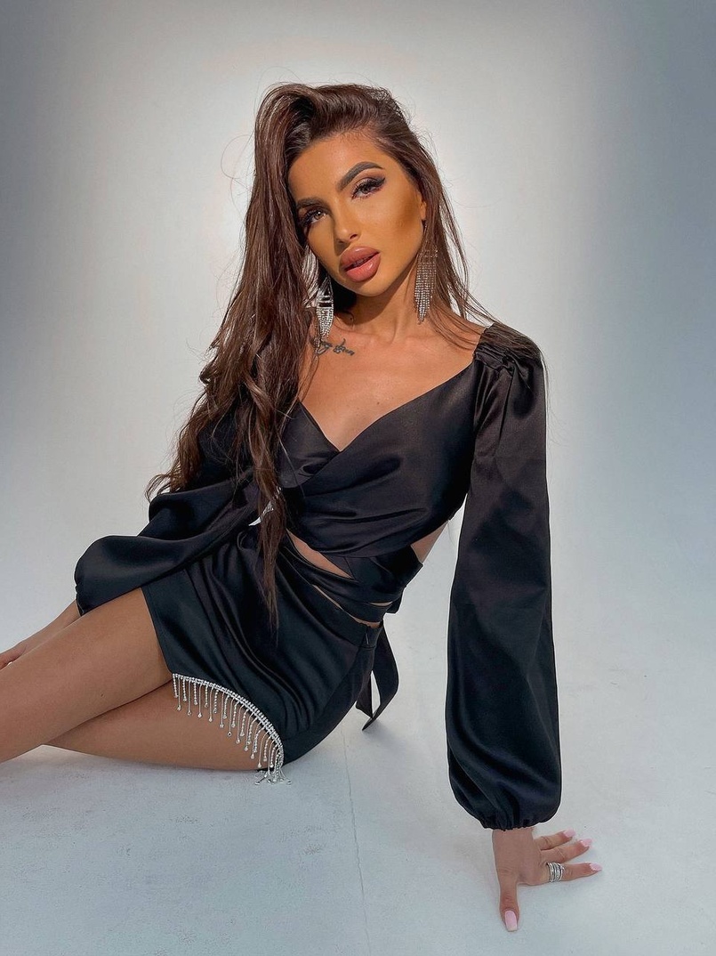 Атласний комплект, декорований бахромою зі страз | PUSHKA SHOP