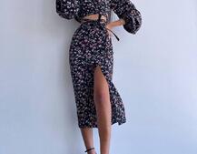 Квітковий комплект: топ із зав'язками на талії + спідниця міді з розрізом | PUSHKA SHOP