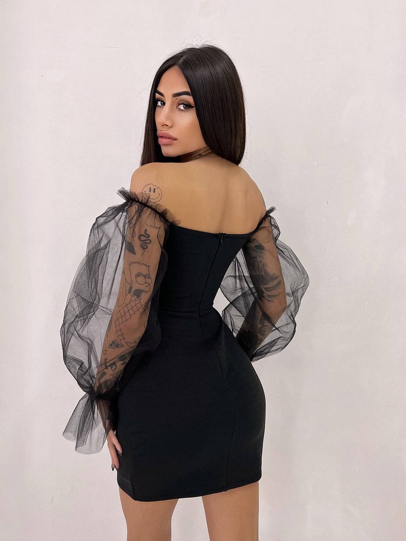 Сукня з корсетними елементами та об'ємними руквами з фатину Сукня з корсетними елементами та об'ємними руквами з фатину | PUSHKA SHOP