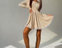 Трикотажное платье, декорированное кружевом   | PUSHKA SHOP